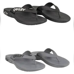 Bundle (2) Oakley Men's Boys B1B Flip Flop Beach Summer Black Gray Color Size 12